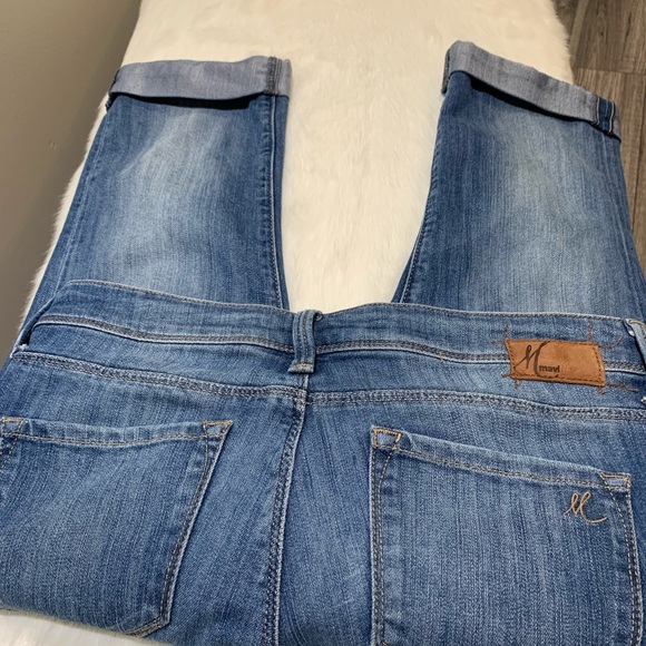 Mavi Low-Rise Straight Alma stonewashed crop jeans - Picture 5 of 8